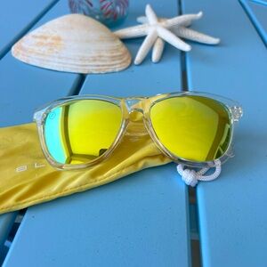 Lemon colored Blenders sunglasses 😎